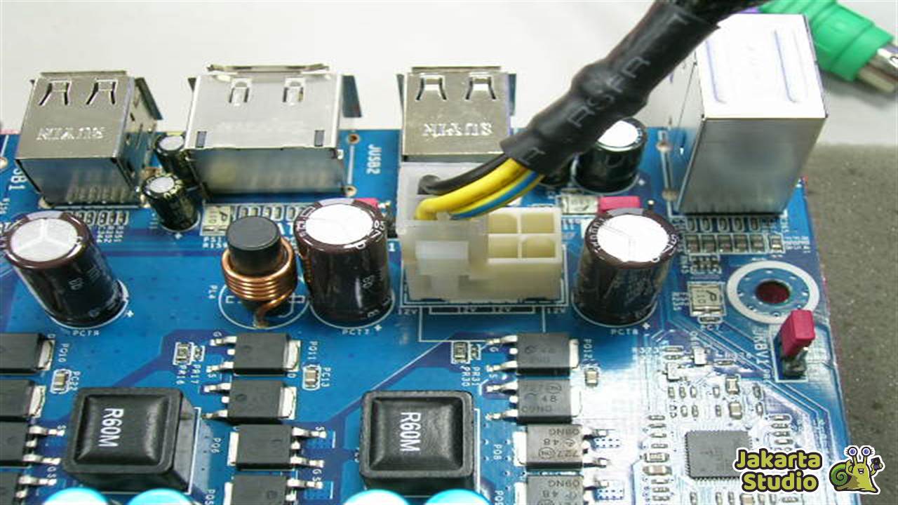 Bagian Motherboard