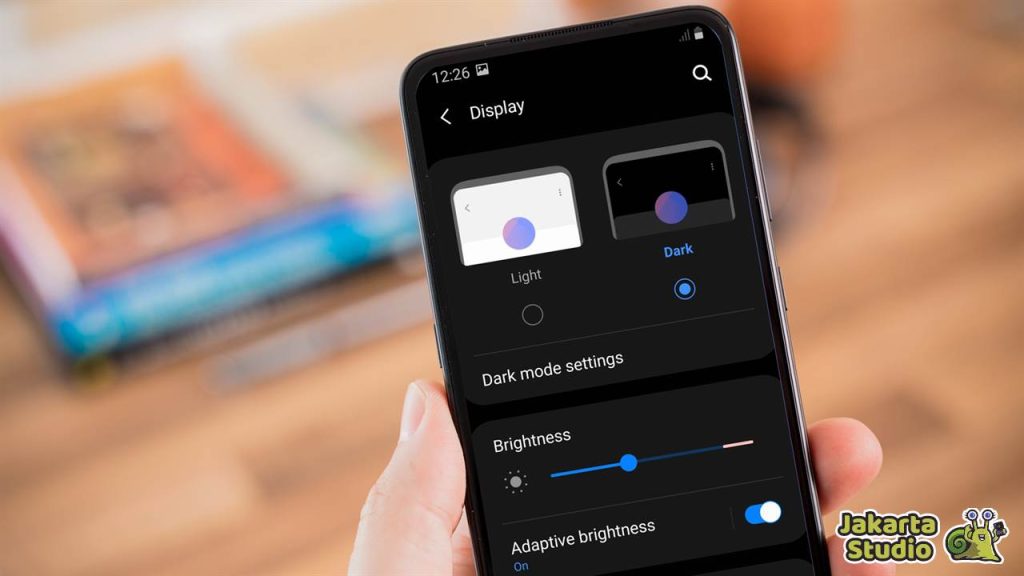 Fungsi Dark Mode di HP