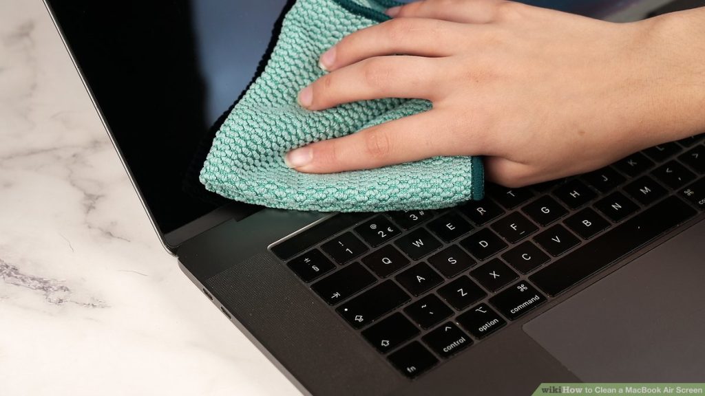 Kebiasaan yang Merusak Macbook