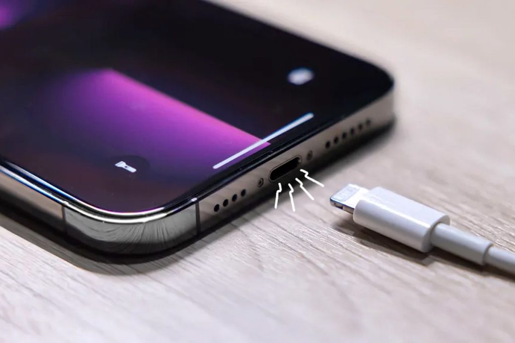 Mitos Seputar Charging iPhone