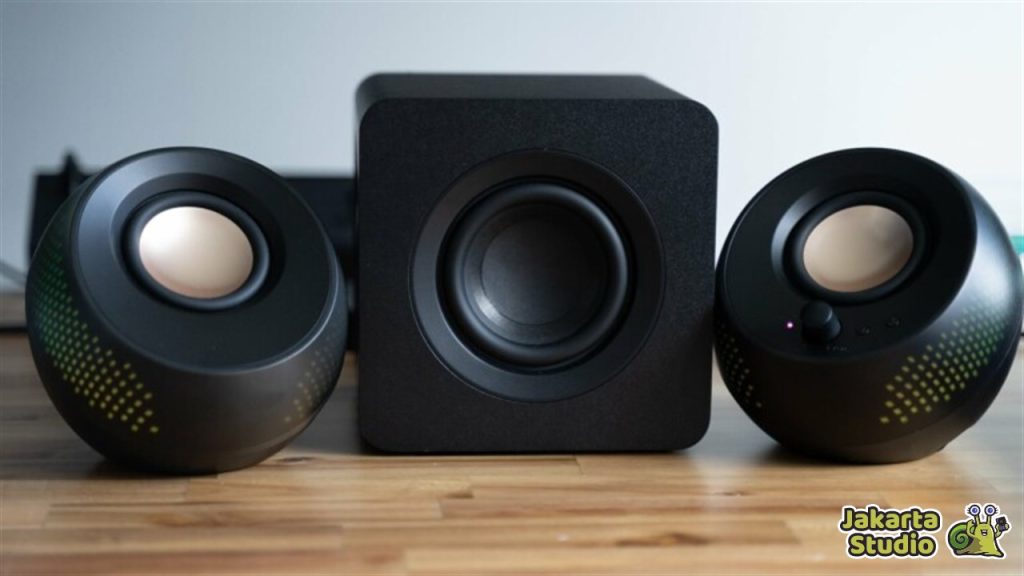 Perbedaan Speaker Mono dan Stereo