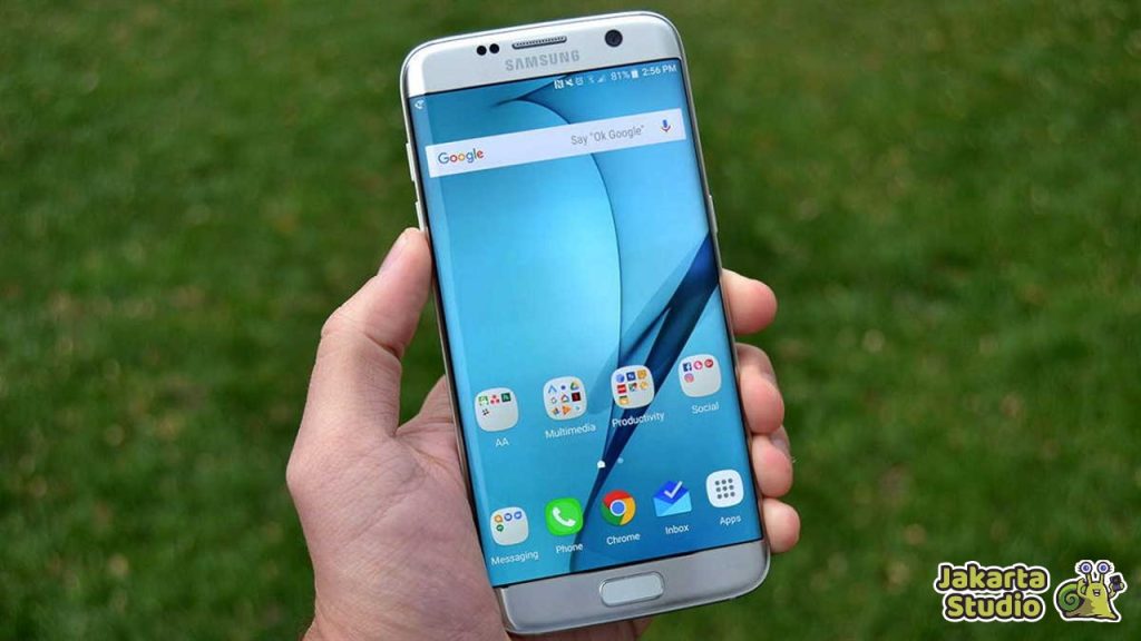 Samsung Galaxy Seri S vs S FE