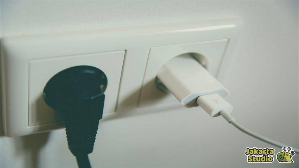 Ciri-Ciri Charger Palsu