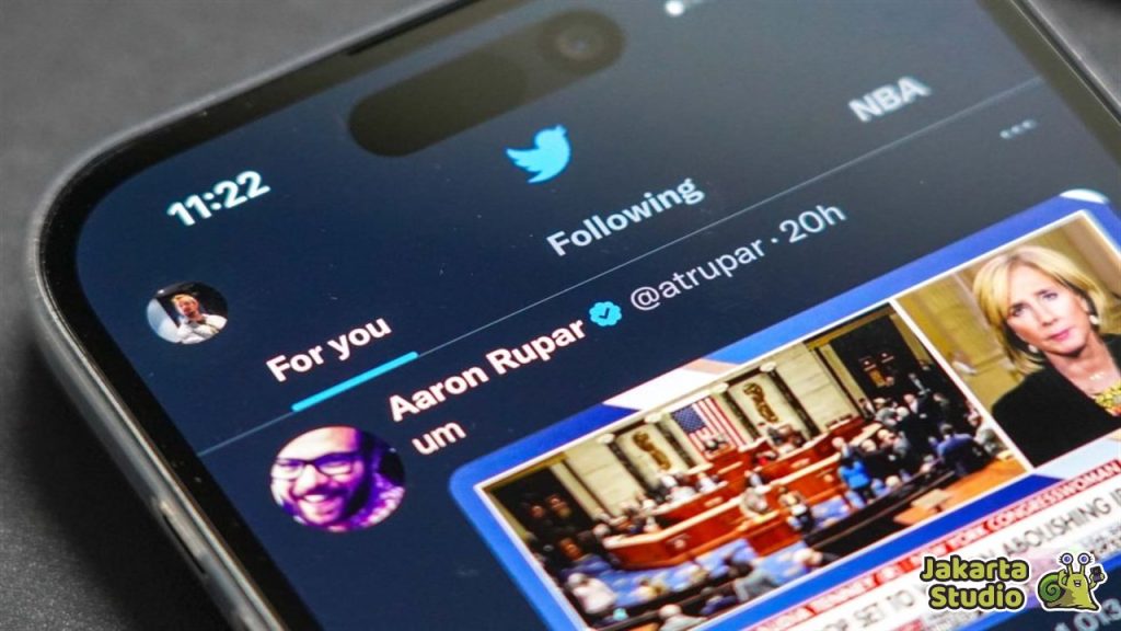 Perbedaan Feed For You dan Following di X
