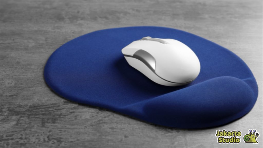 Perbedaan Mousepad dan Deskmat