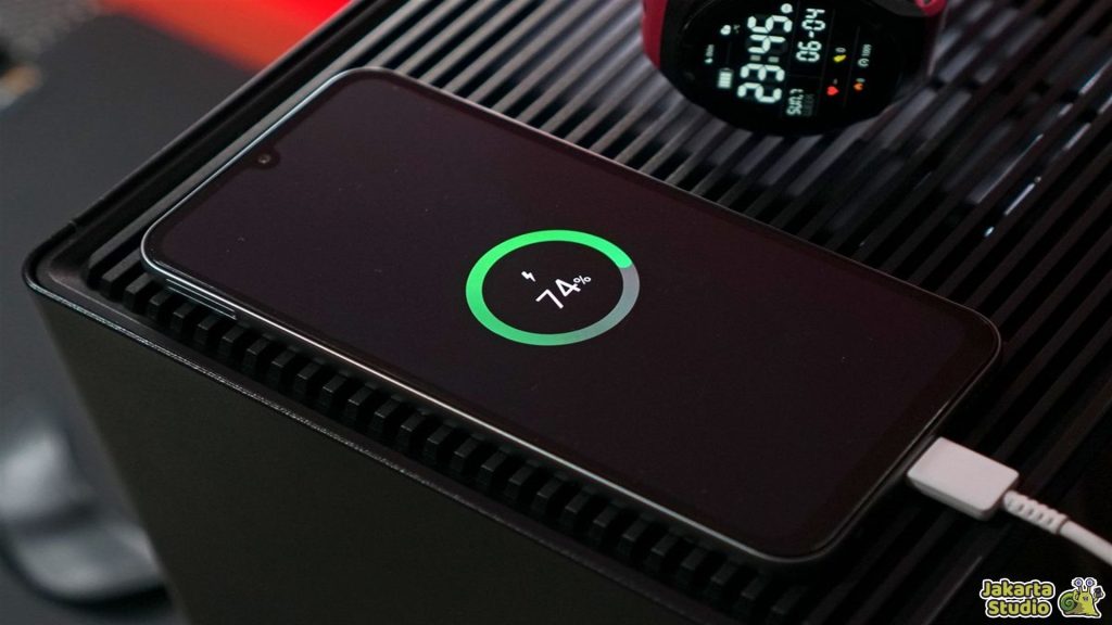 Apakah Charger Watt Besar Aman