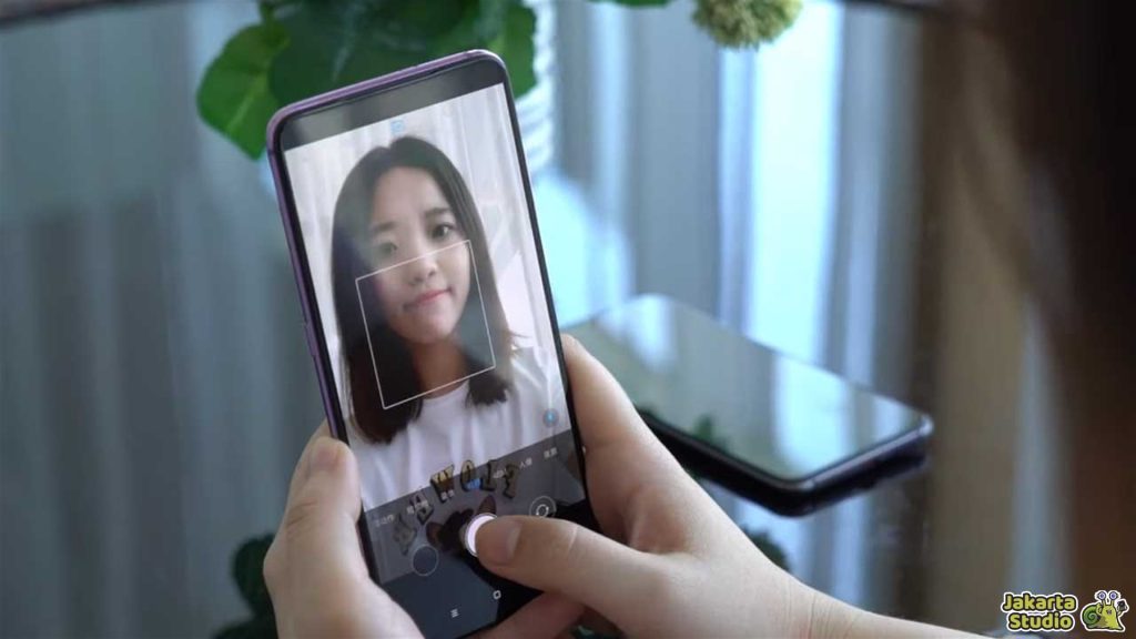 Kenapa Kamera Selfie Lebih Jelek dari Kamera Belakang