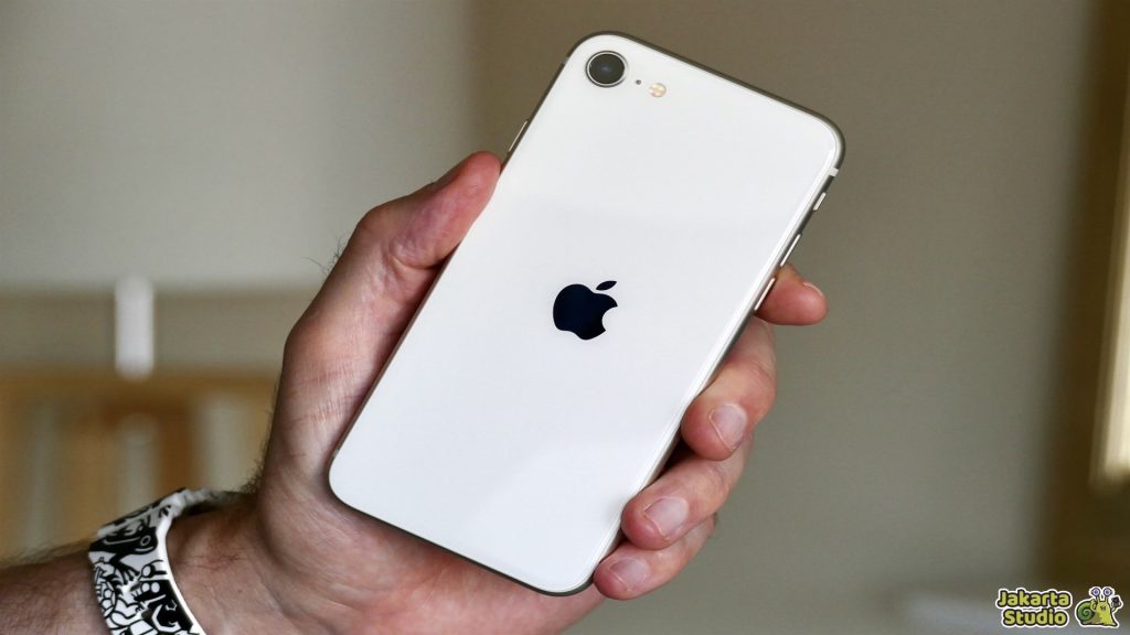 Kenapa iPhone SE Tidak Dijual Lagi