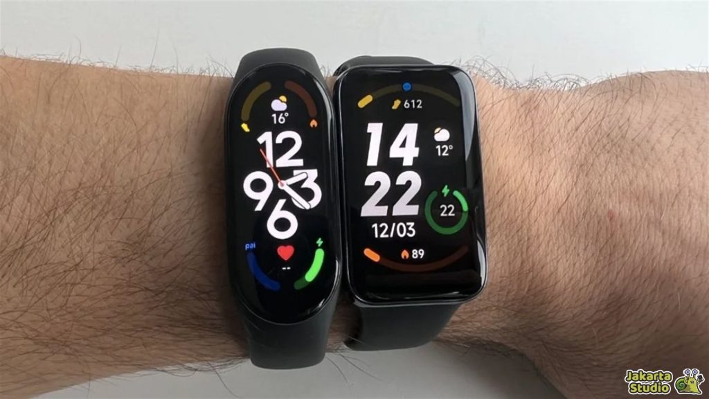 Perbedaan Smartwatch dan Smartband