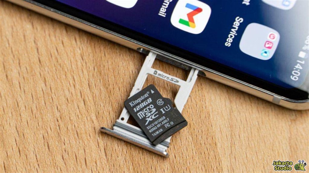 Alasan Slot MicroSD Menghilang