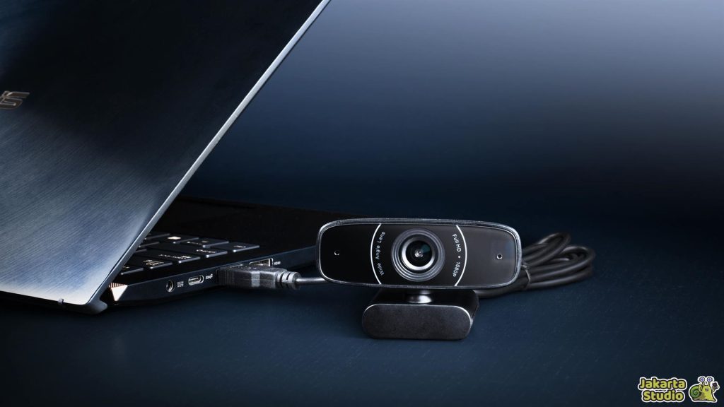 Webcam Untuk Streamer Pemula