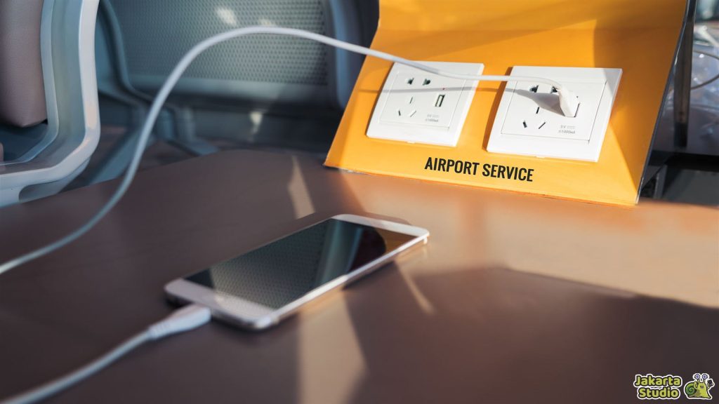 Bahaya Ngecas di Tempat Umum