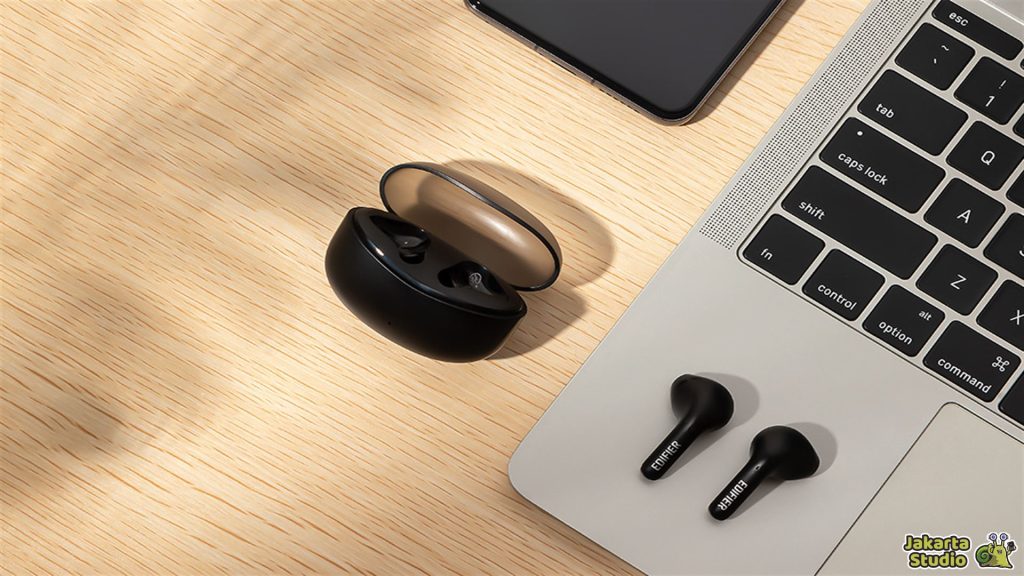 TWS Untuk Pengguna Hijab