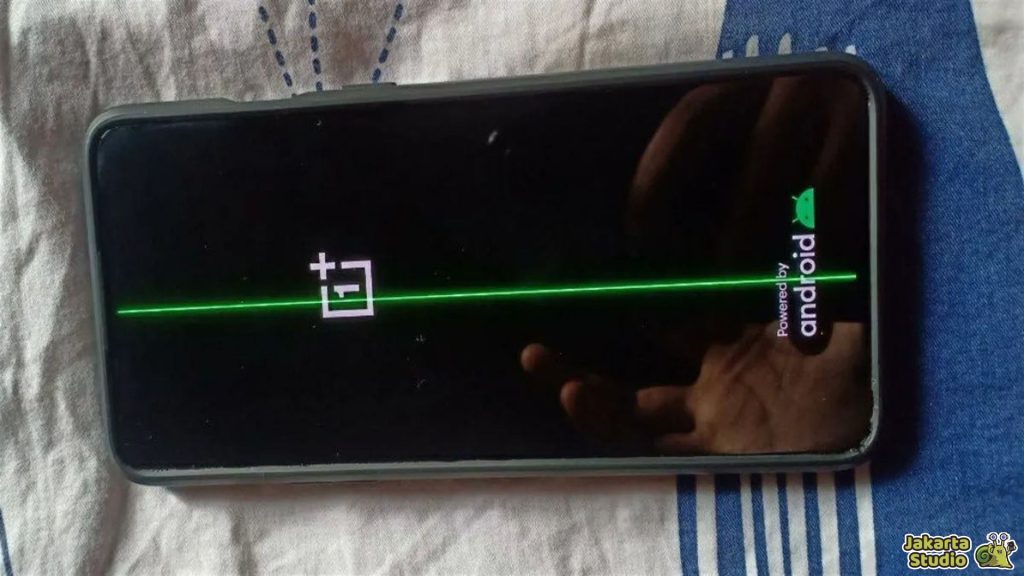Green Line Smartphone