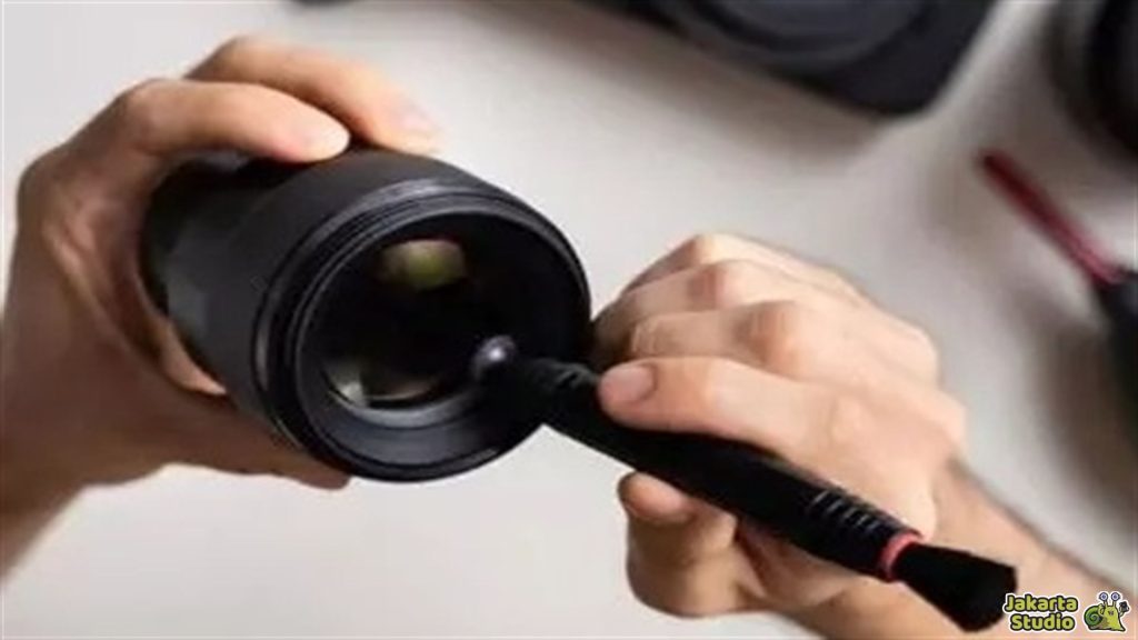 Tips Membersihkan Lensa Kamera