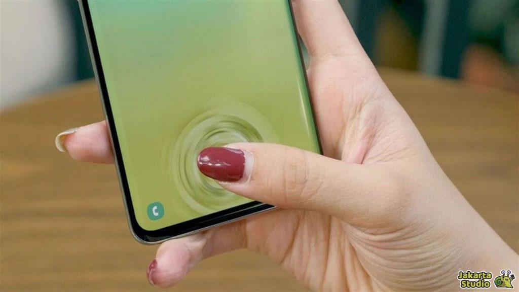 Kekurangan Layar HP KW